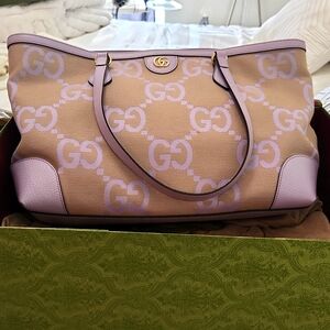 Gucci GG Monogram Ophidia tote bag.